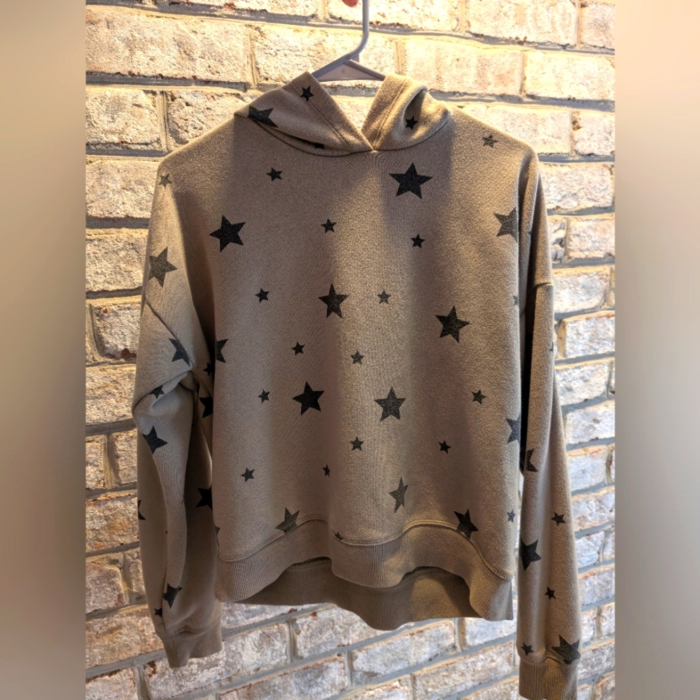 Women's sweatshirt medium